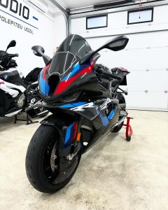 EFAFB39B-A754-4781-8019-58A84E103977